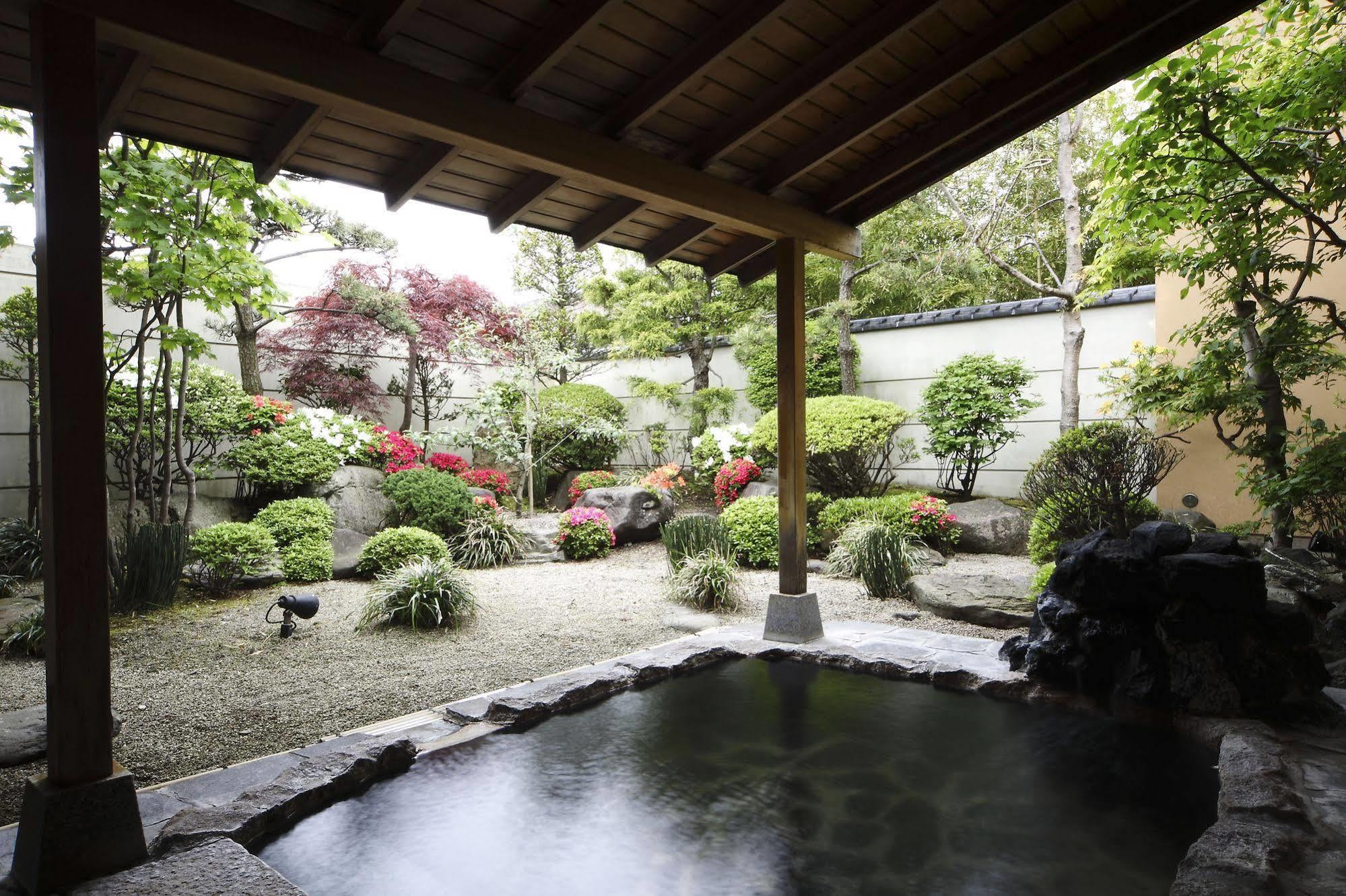 Отель Chikuba Shinyotei Хакодате Экстерьер фото